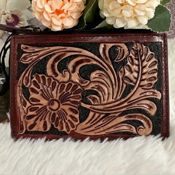 Myra Hand Tooled Genuine Leather Coin and Cardholder. - Picture 1 of 12
